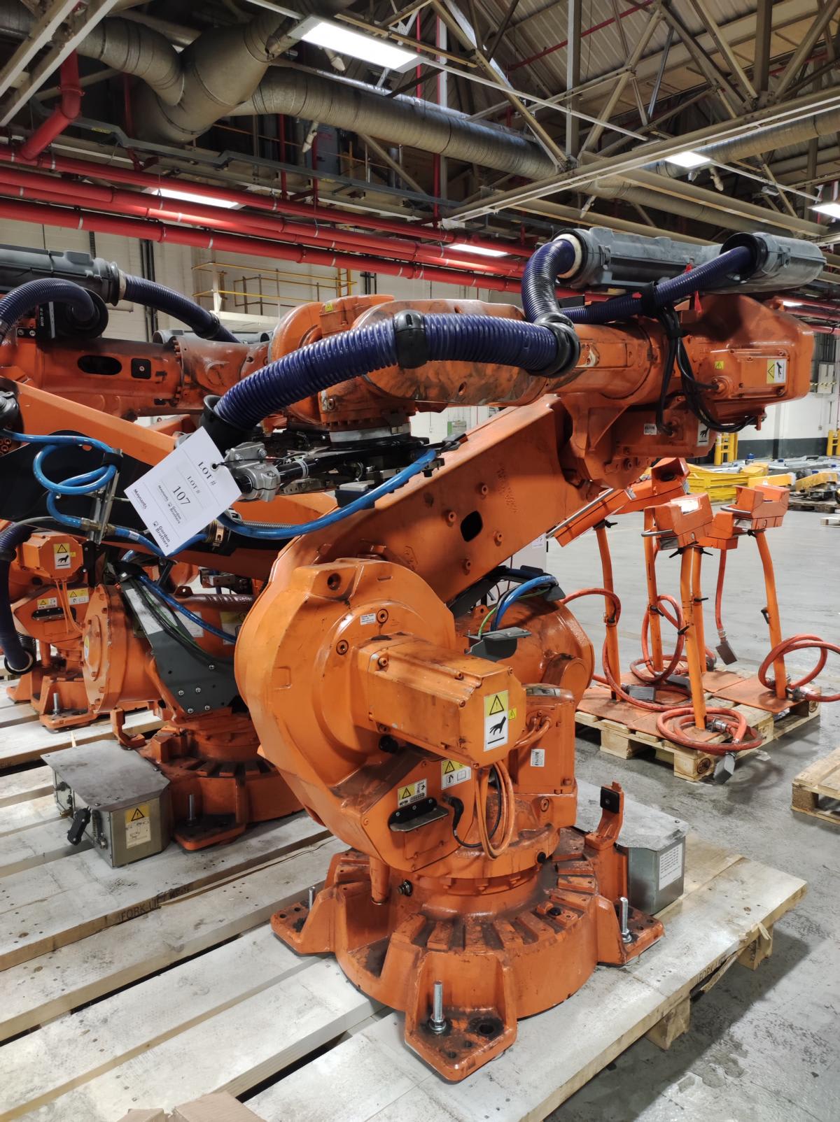 Industrial Robot ABB IRB 6640 | 2015