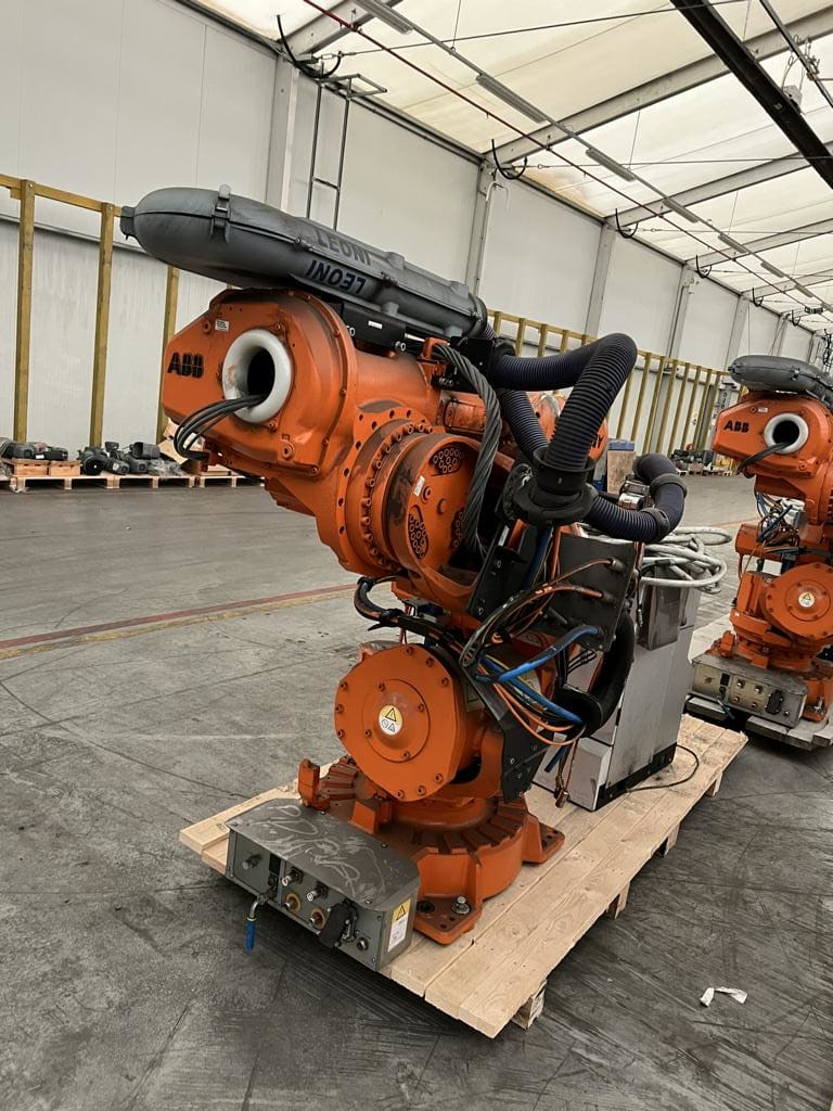 Industrial Robot ABB IRB 6640 | 2014