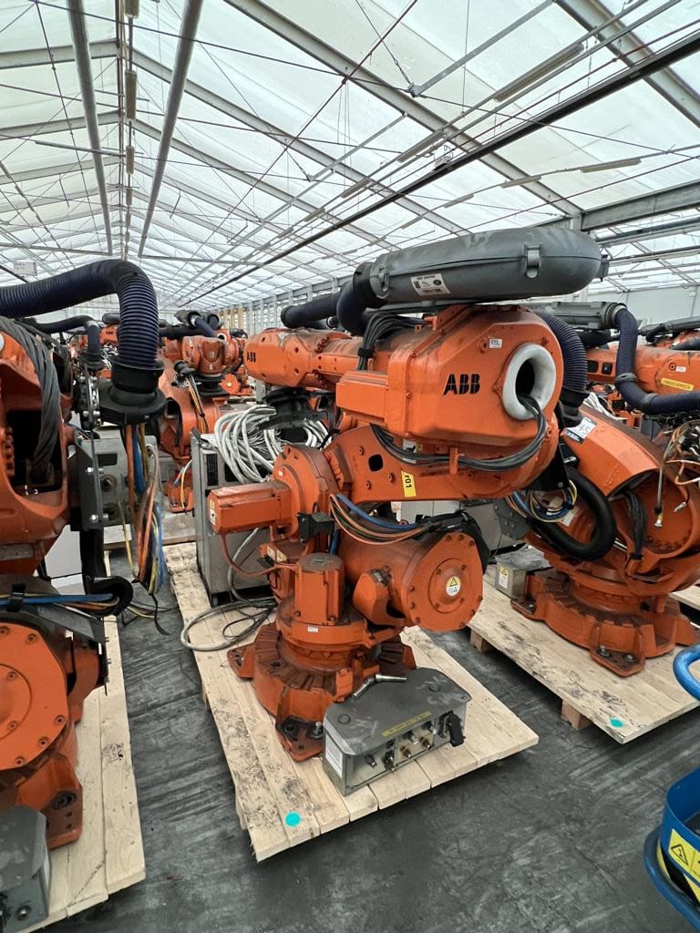 Industrial Robot ABB IRB 6640 | 2014