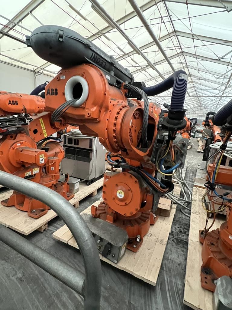 Industrial Robot ABB IRB 6640 | 2014