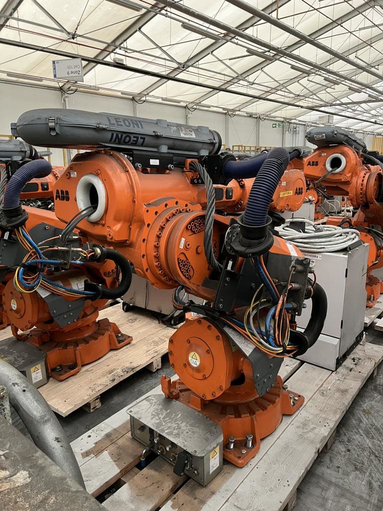 Industrial Robot ABB IRB 6640 | 2014