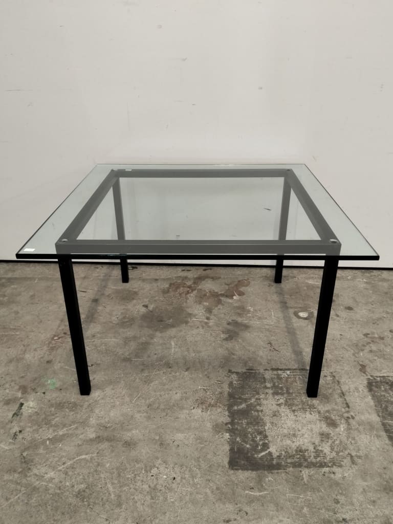 GLASS TOP COFFEE TABLE — NZ auction result