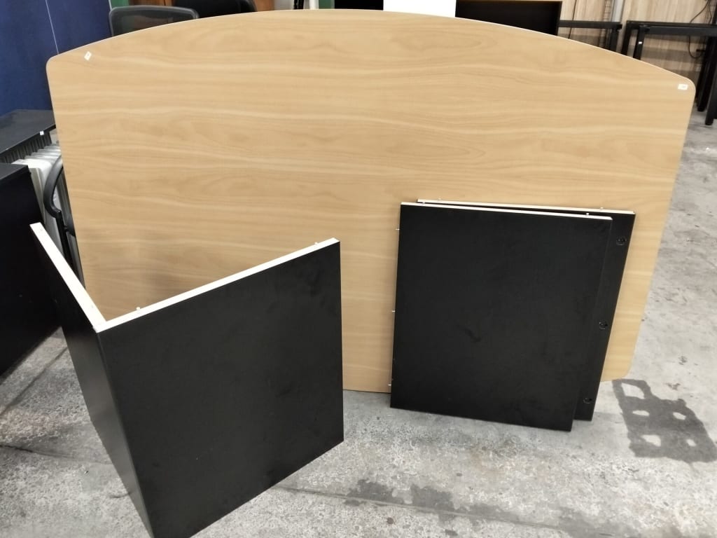 OFFICE TABLE — NZ auction result