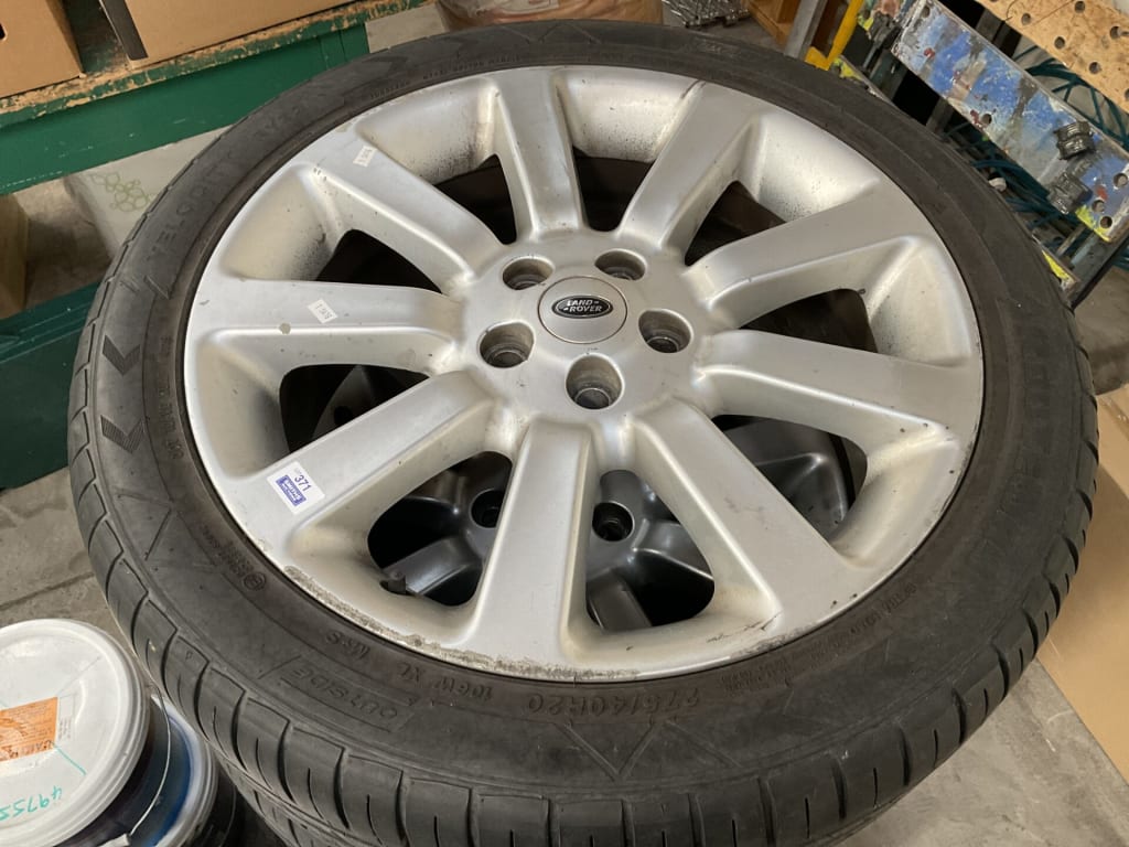 LAND ROVER MAG WHEELS — NZ auction result