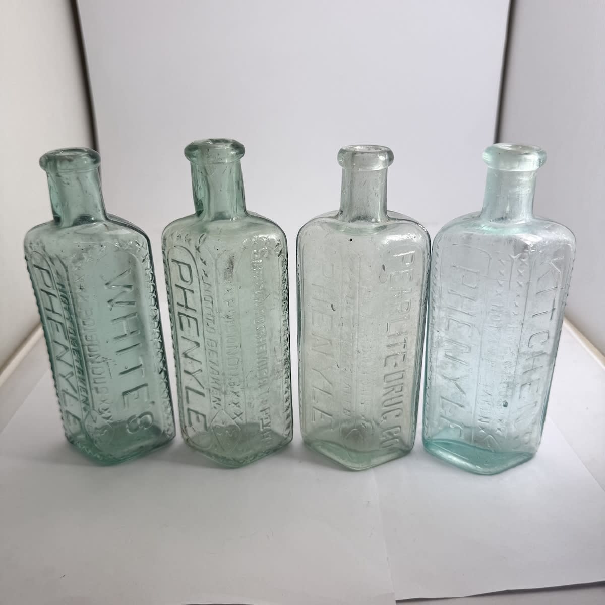 4 Phenyles: White's; Safeguard Chemical Co Pty Ltd; Pearlite Drug Co; Kitchen's. (Victoria)