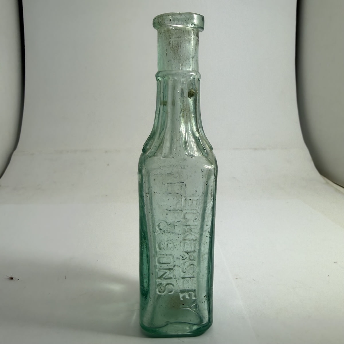 Sample Cordial. Eckersley & Sons EK Cordials. Aqua. 2 oz. (Victoria)