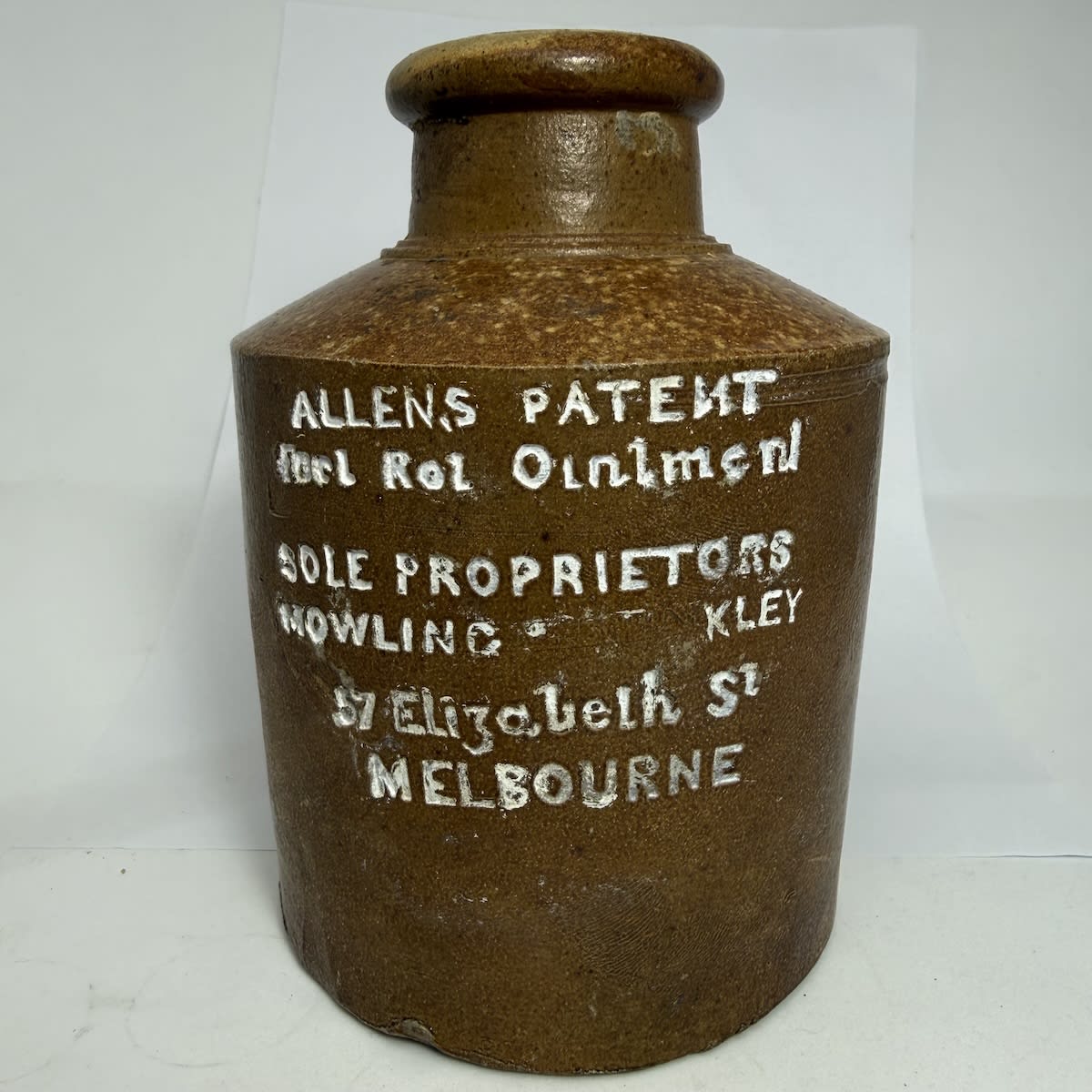 Stoneware Jar. Allens Patent Foot Rot Pointment. Mowling & Dunkley, 57 Elizabeth Street, Melbourne. N is reversed in the word Patent. (Victoria)