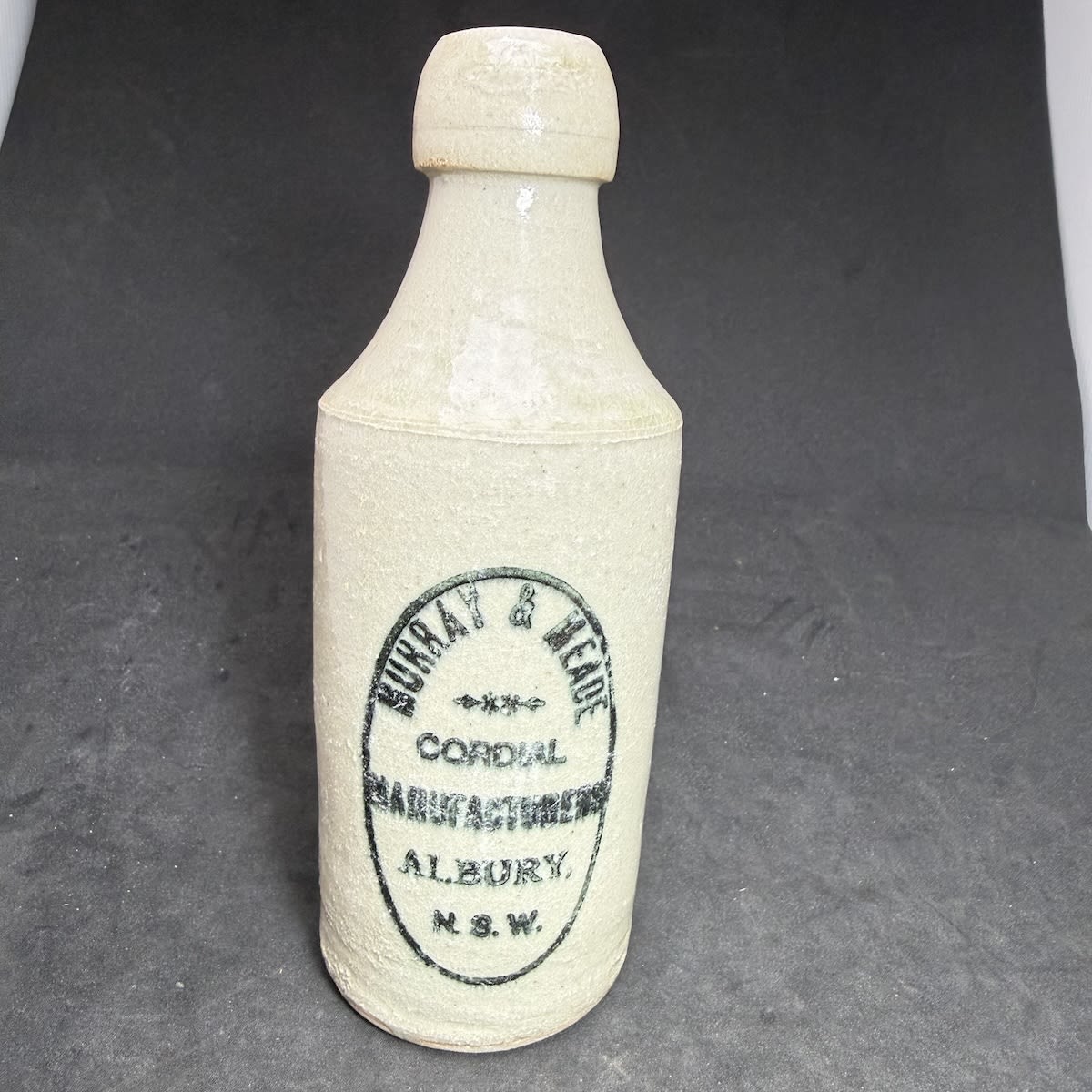 Ginger Beer. Murray & Meade, Albury. Dump. All White. Small size. Bendigo Pottery Coy Ltd stamp. (New South Wales)