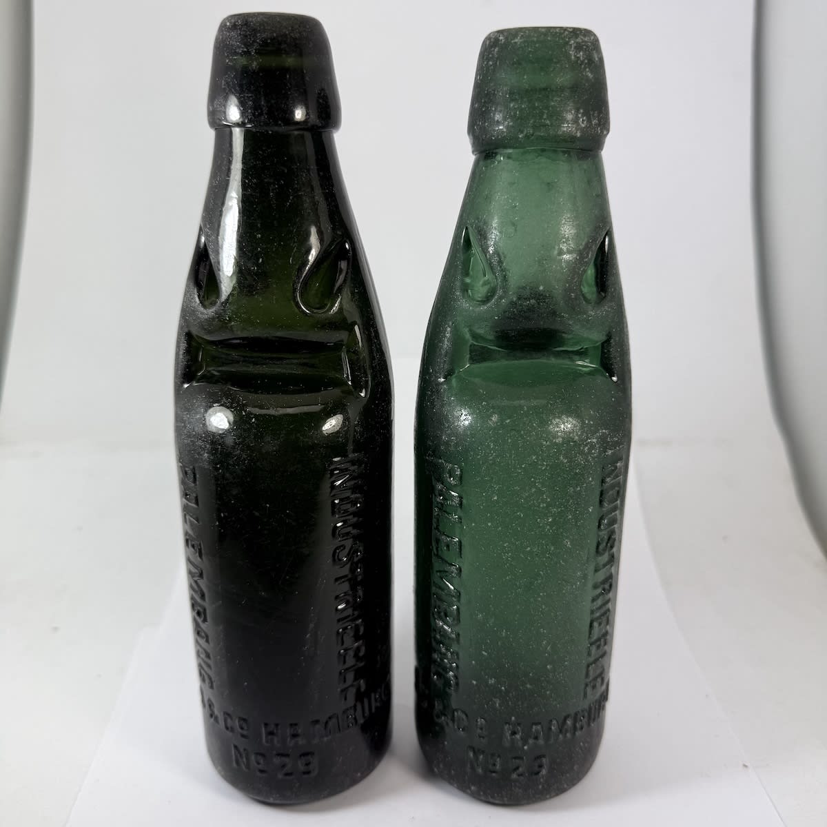 2 Coloured Coods. Both Industrieele Palembang. S. S. & Co Hamburg No 29. Very dark green and a lighter green. 8-10 oz.