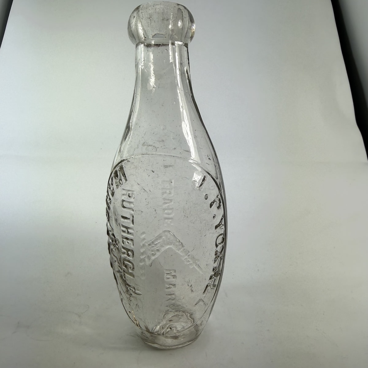 Blob top Skittle. J. P. Yoxall, Rutherglen & Wangaratta. Arm & Dagger. Clear. 6 oz. (Victoria)