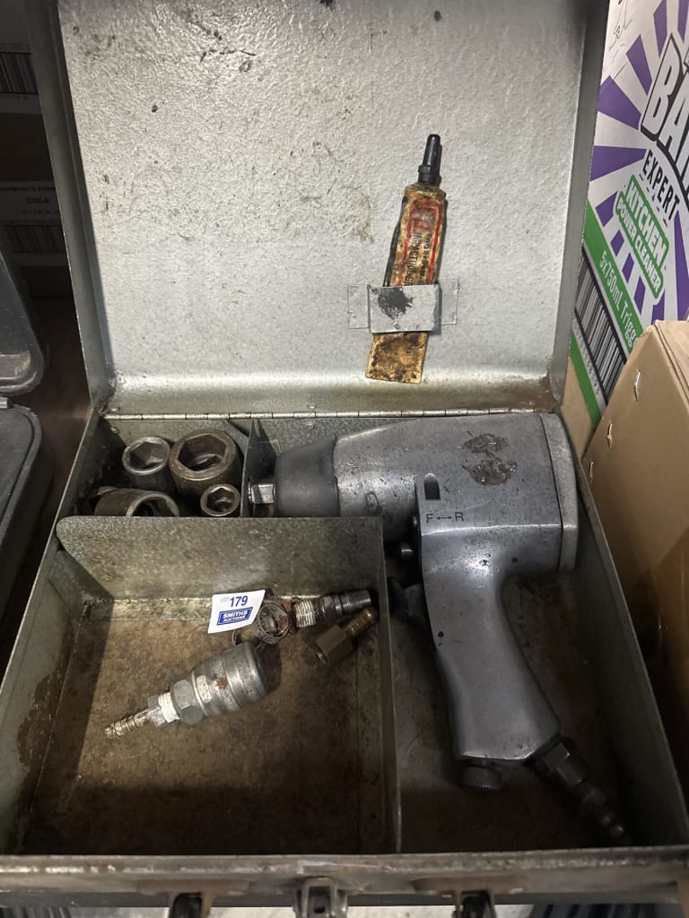 PNEUMATIC RATTLE GUN — NZ auction result