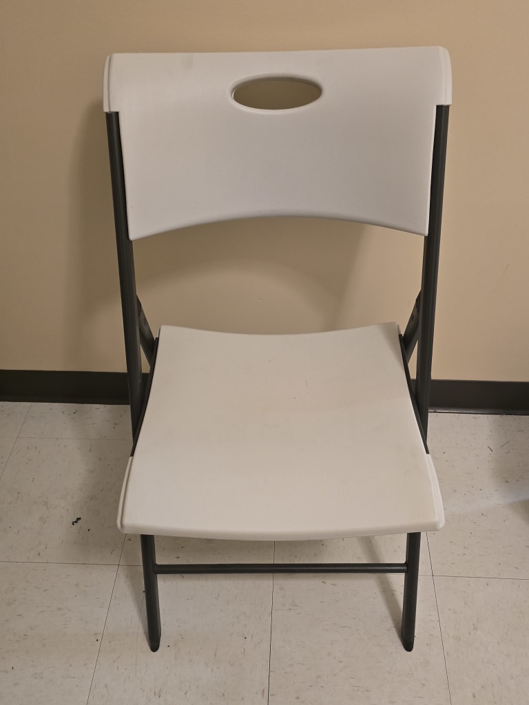 218_folding chair.jpg