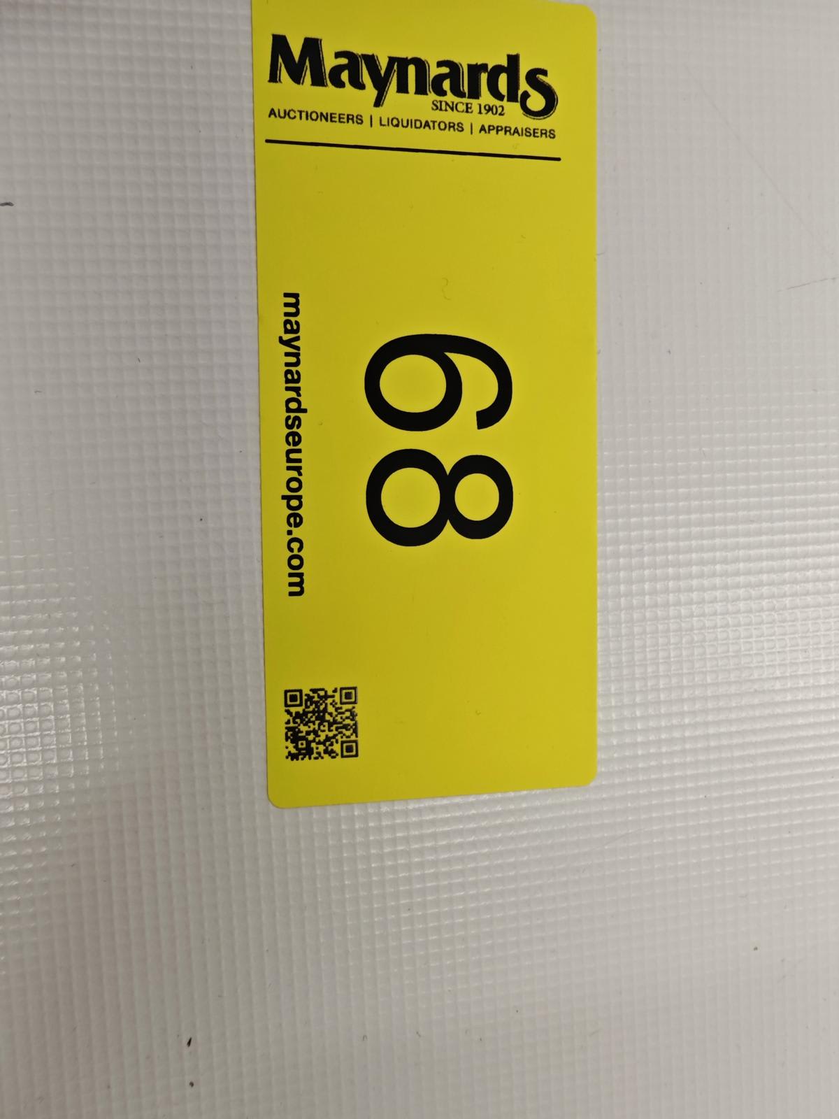 8030068_99.jpg