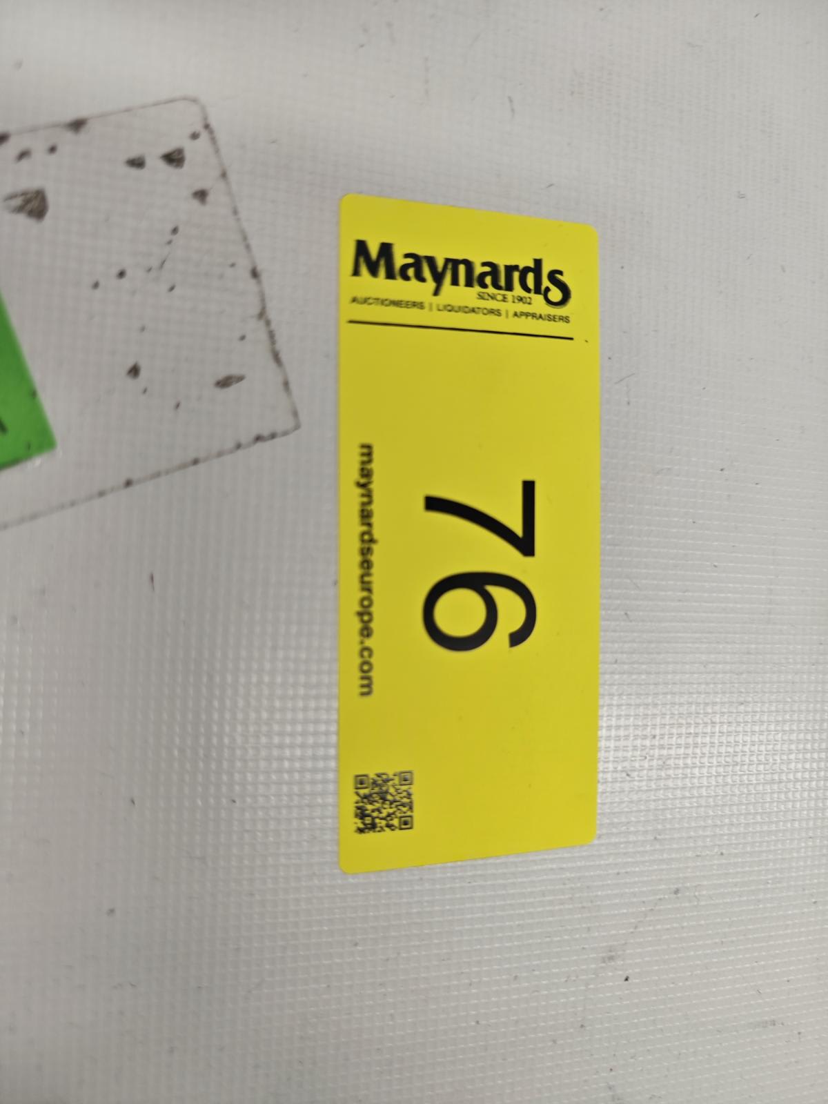 8030076_99.jpg