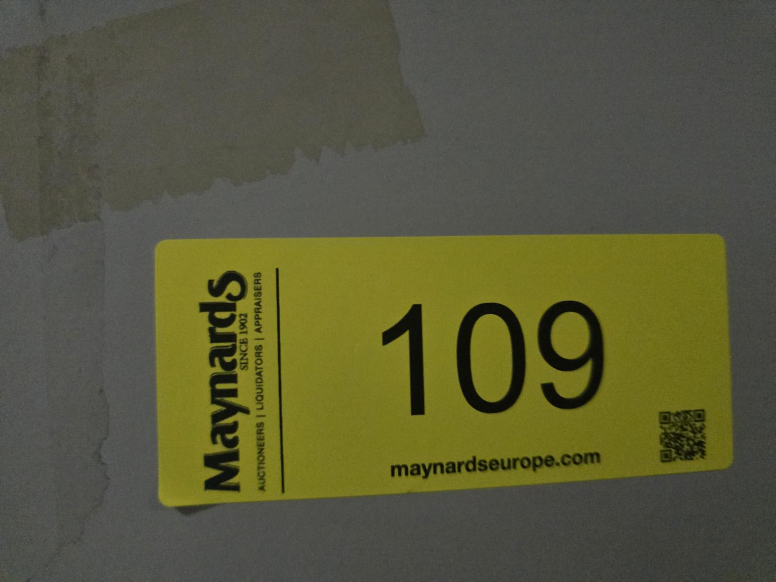 8030109_99.jpg