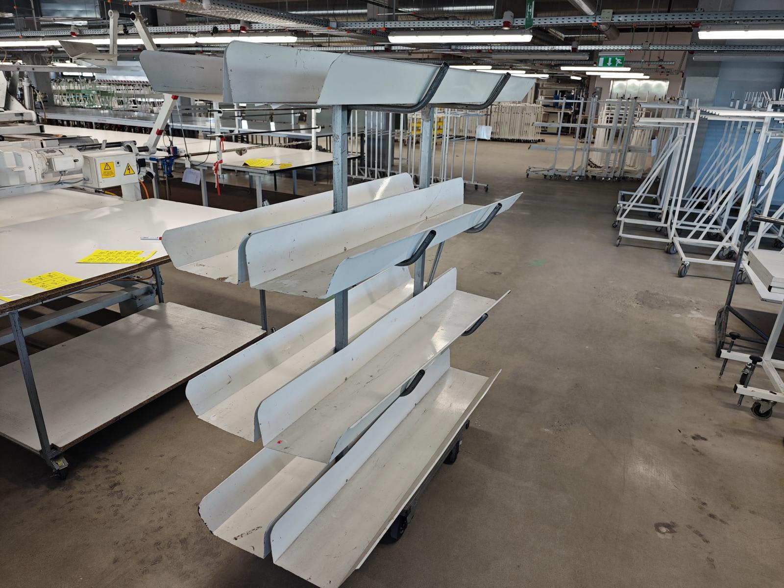 8030138_04.jpg