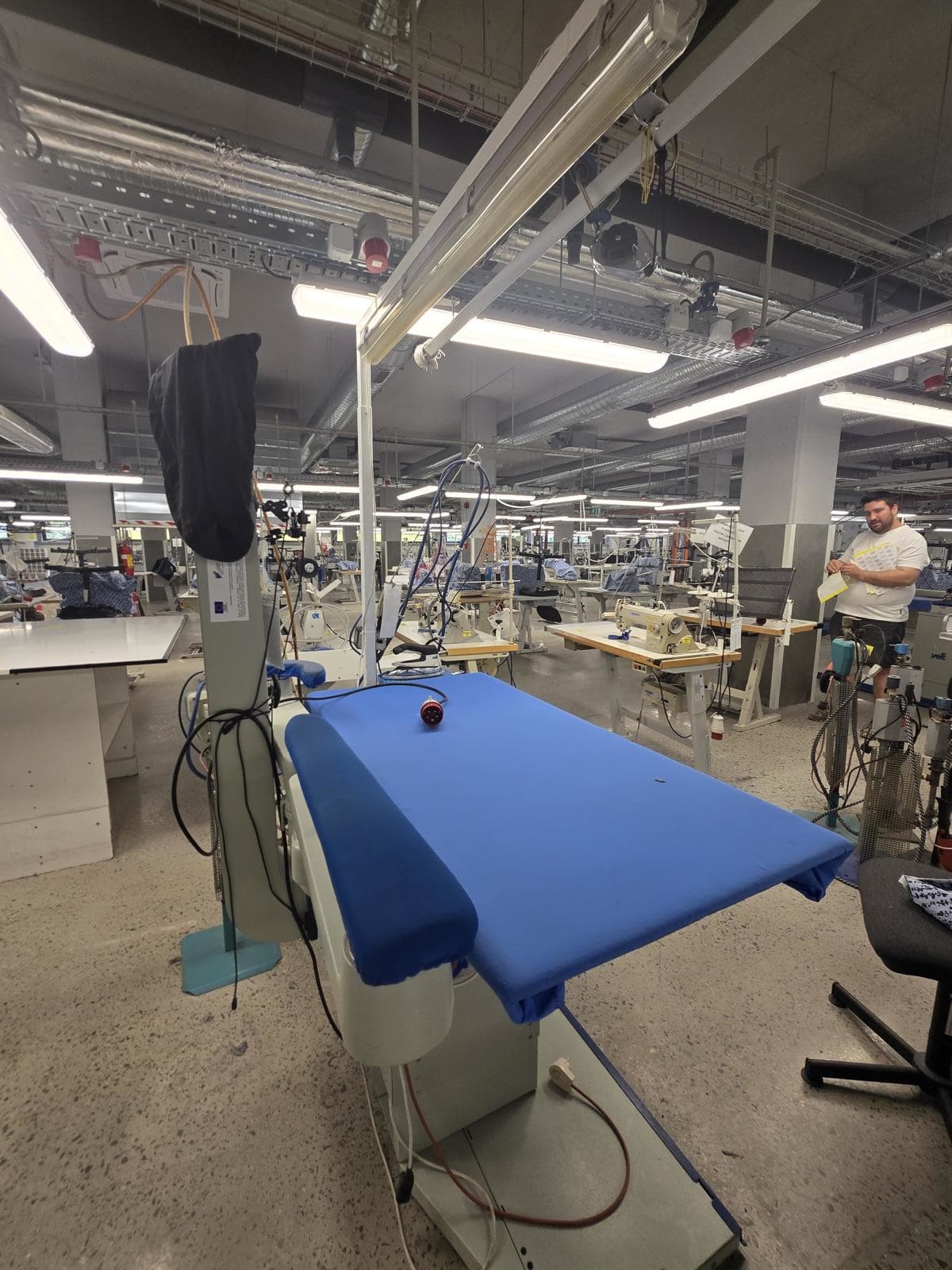 8030251_07.jpg