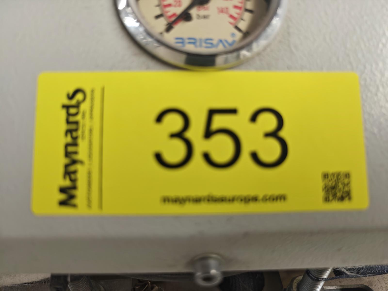 8030353_99.jpg