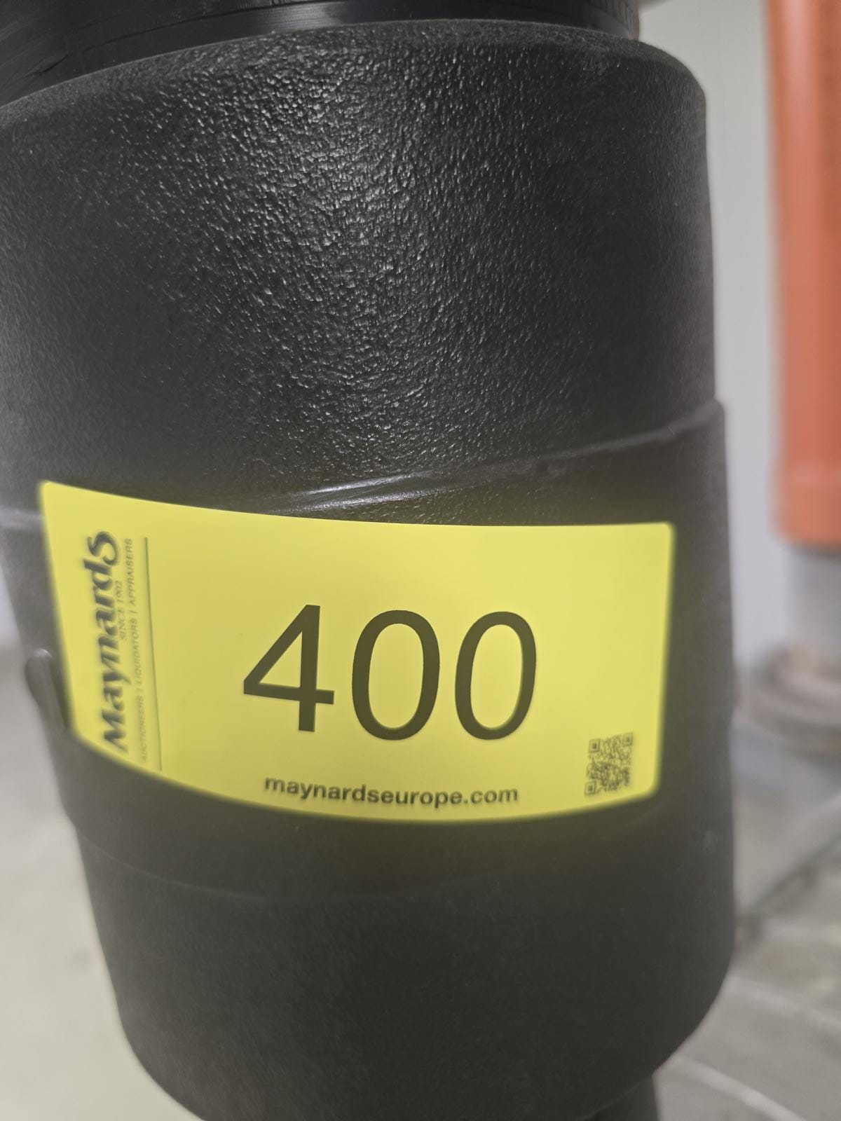 8030400_99.jpg