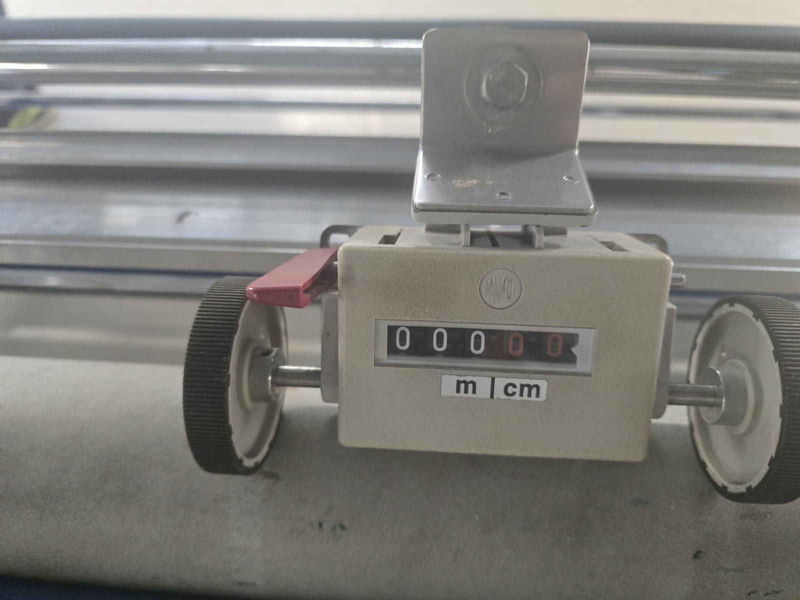 8030408_07.jpg