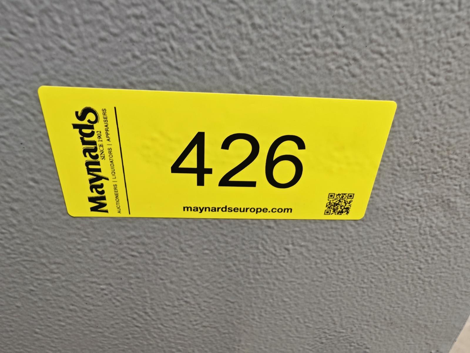 8030426_99.jpg
