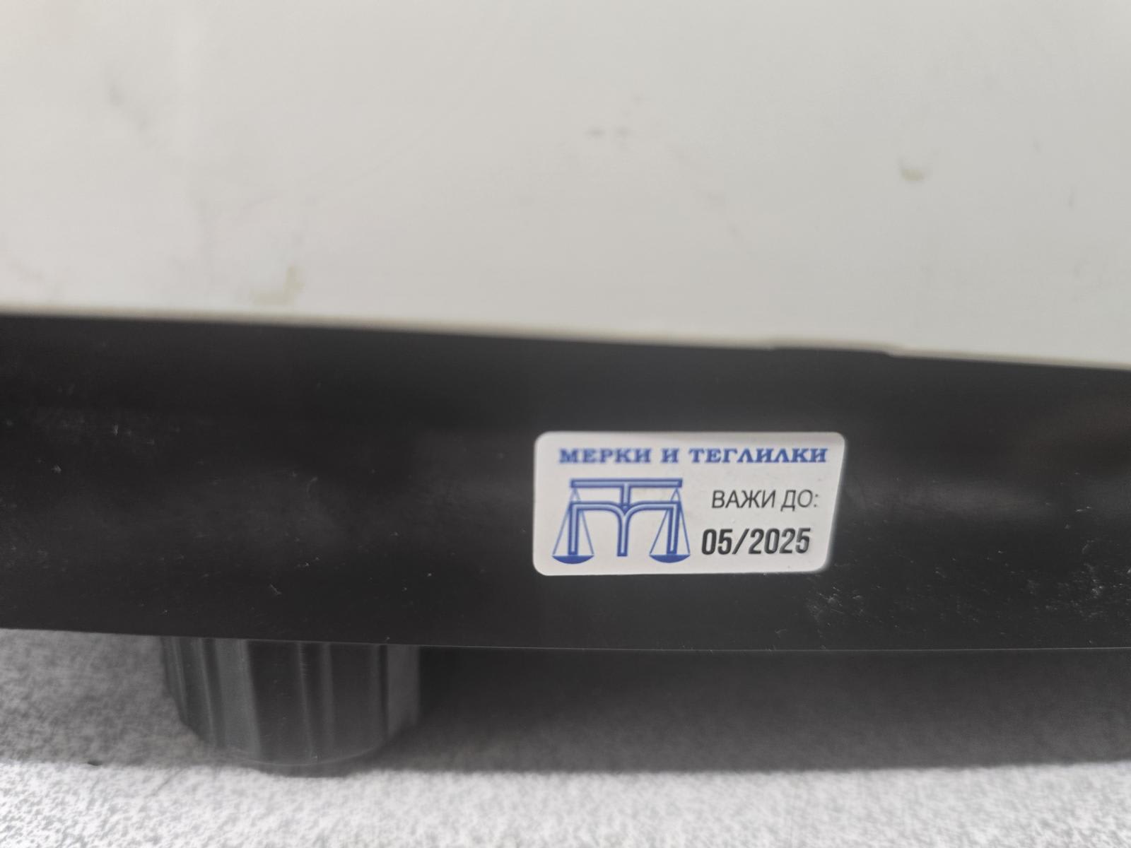 8030430_03.jpg