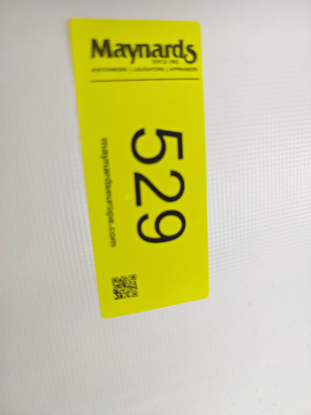 8030529_99.jpg