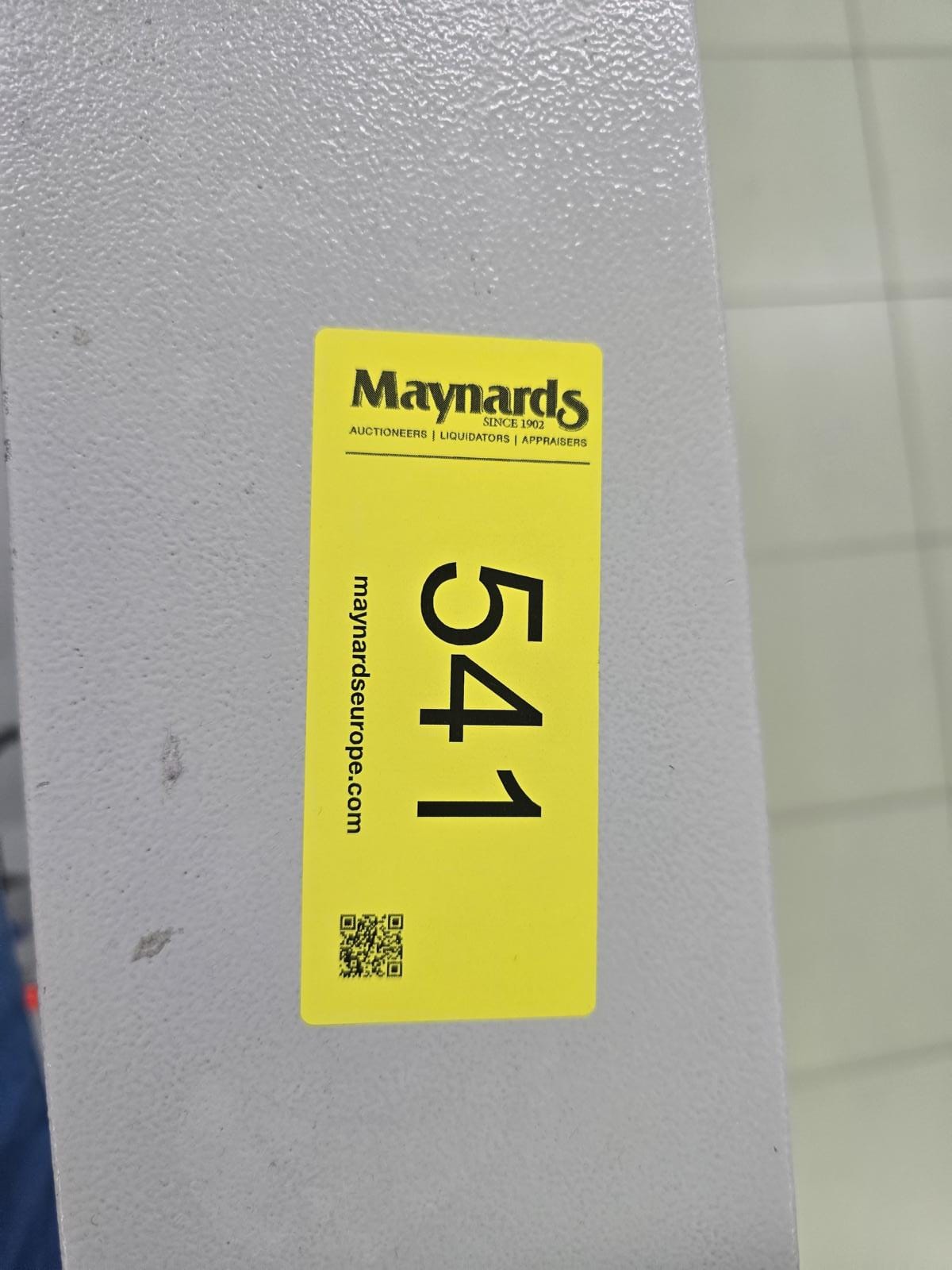 8030541_99.jpg