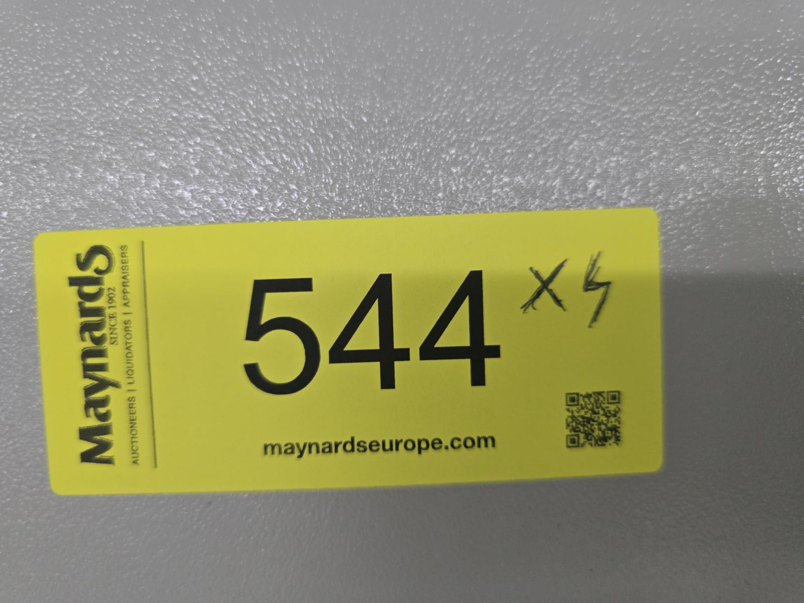 8030544_99.jpg