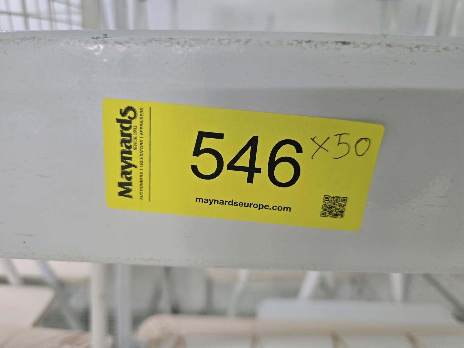 8030546_99.jpg