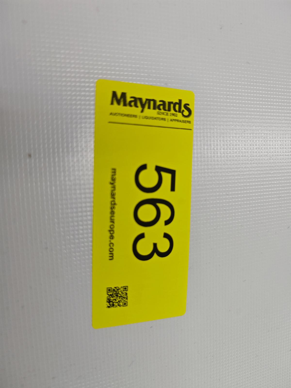 8030563_99.jpg