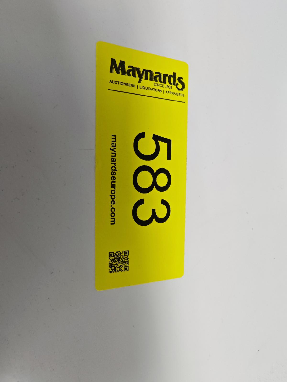 8030583_99.jpg