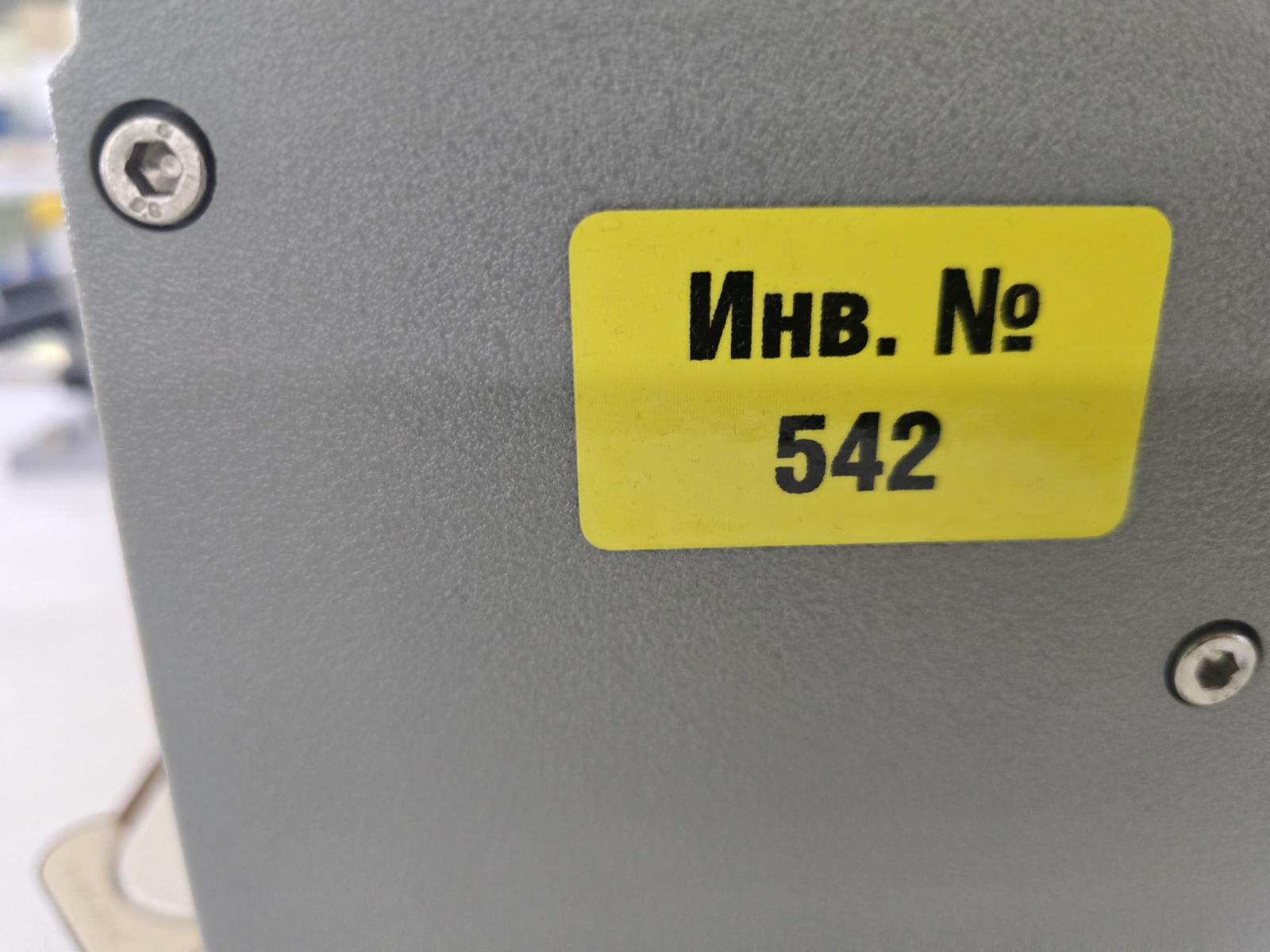8030610_08.jpg