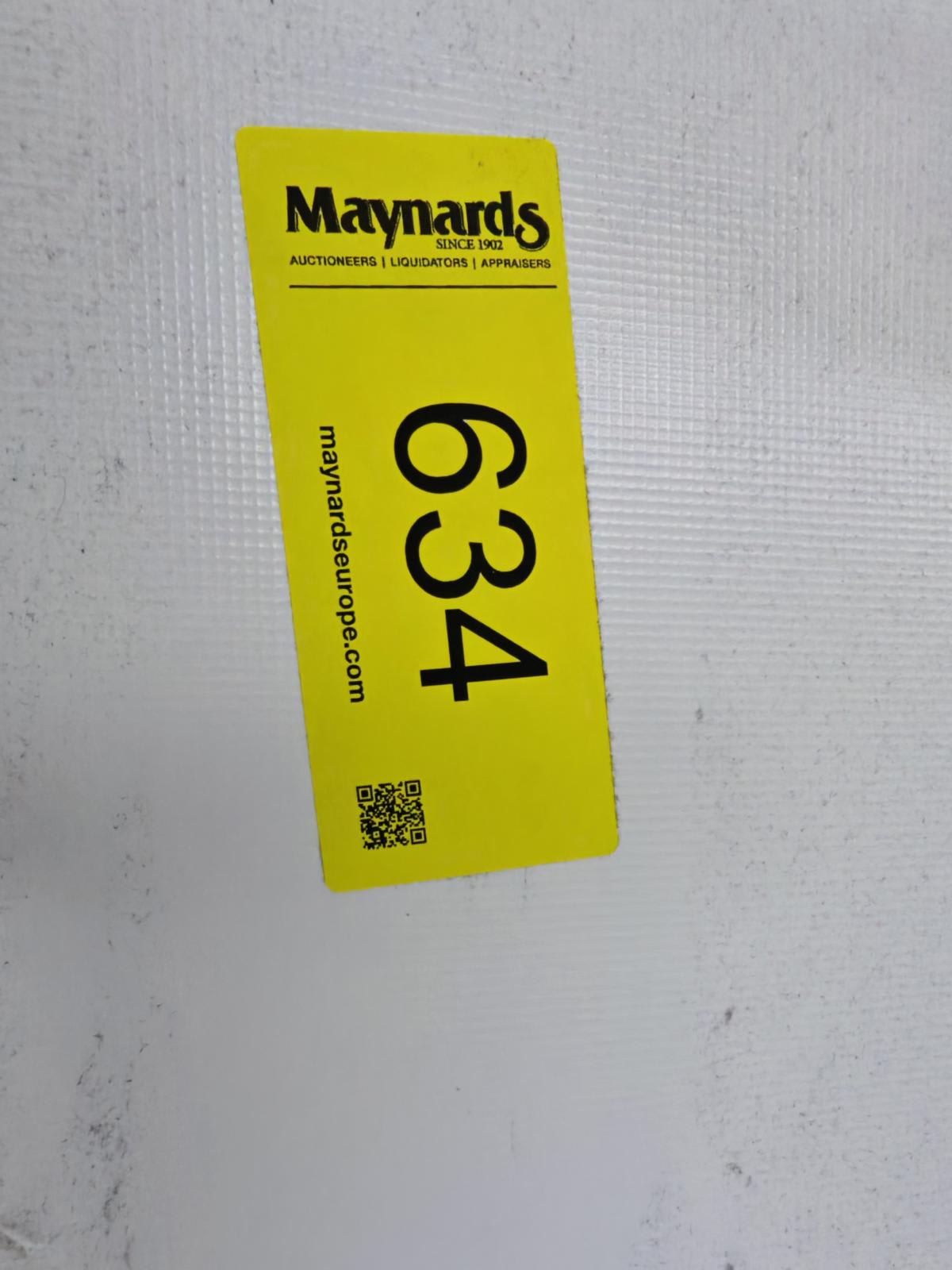 8030634_99.jpg