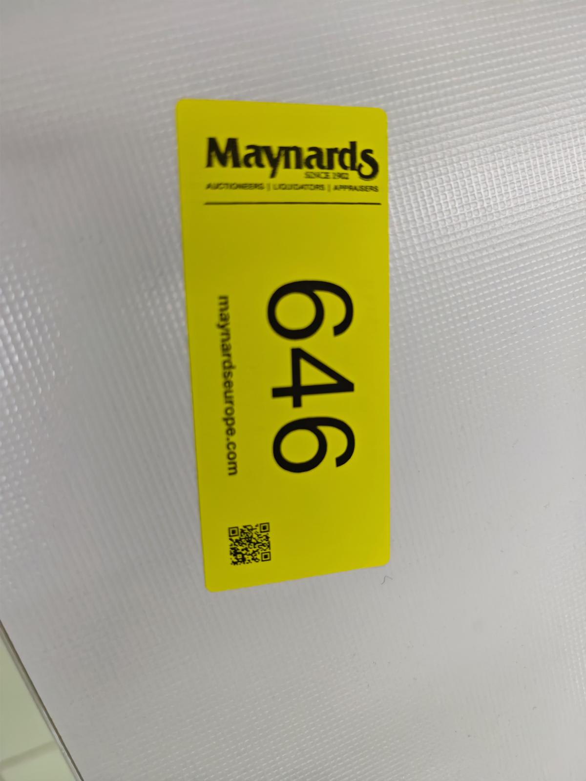8030646_99.jpg