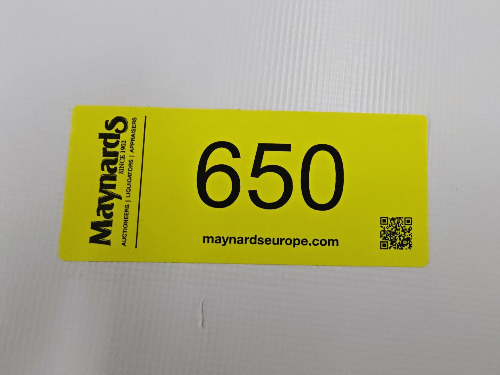 8030650_99.jpg