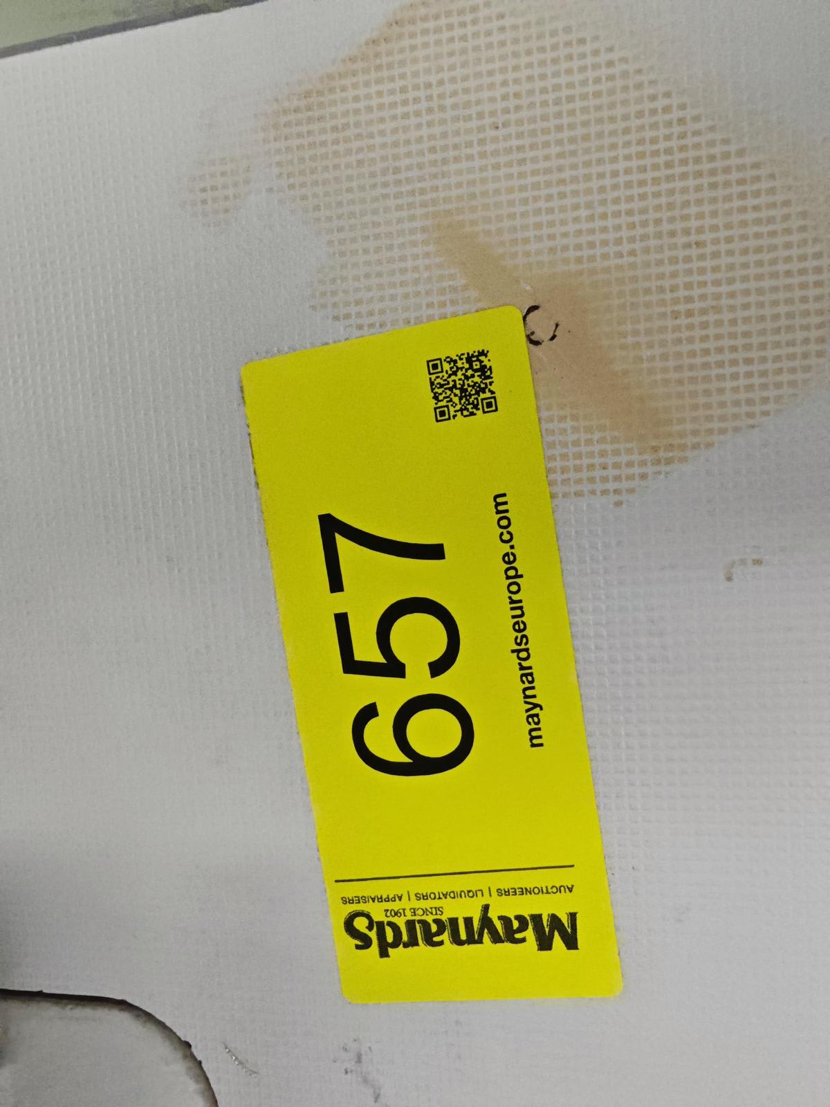 8030657_99.jpg