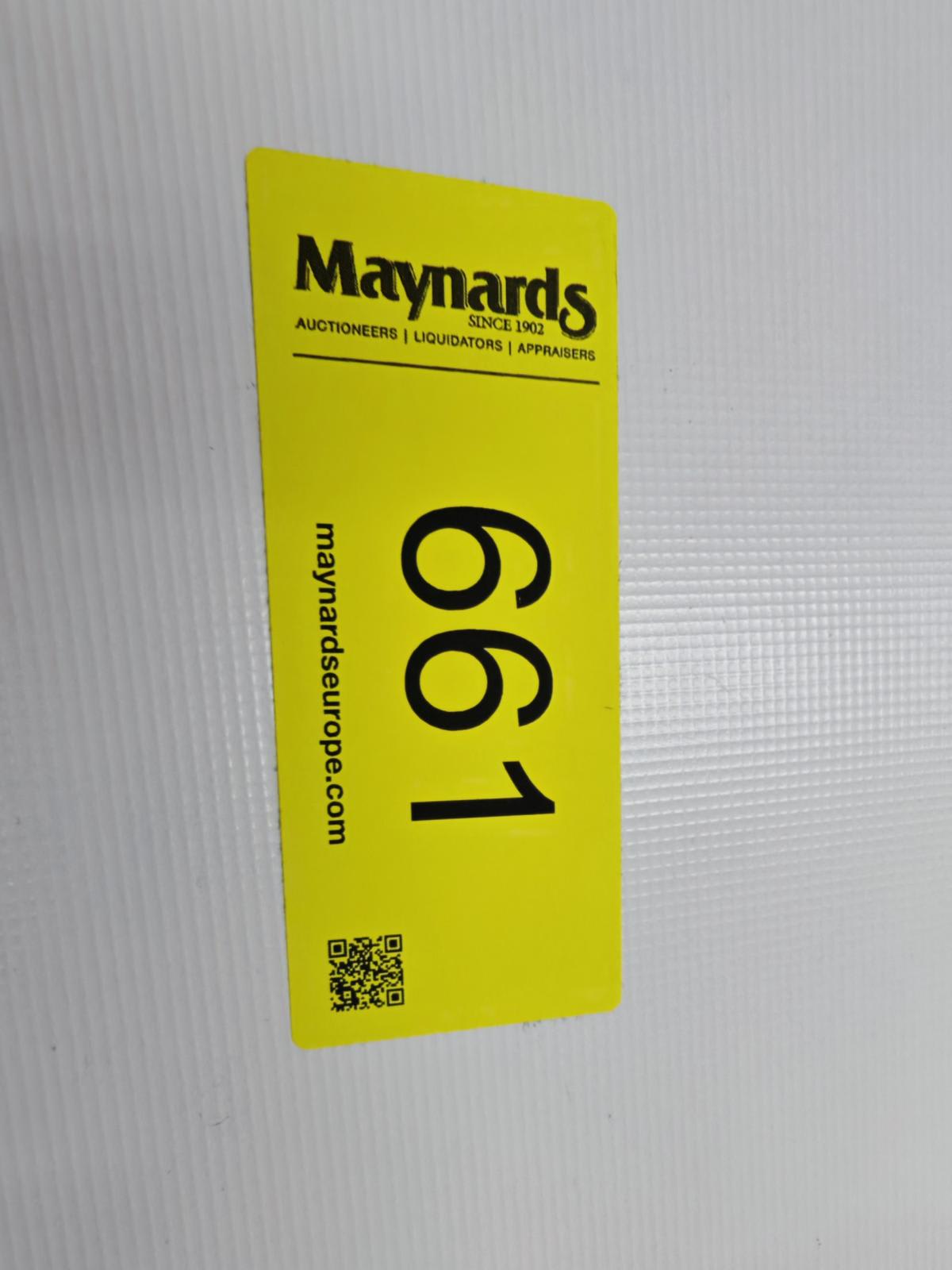 8030661_99.jpg