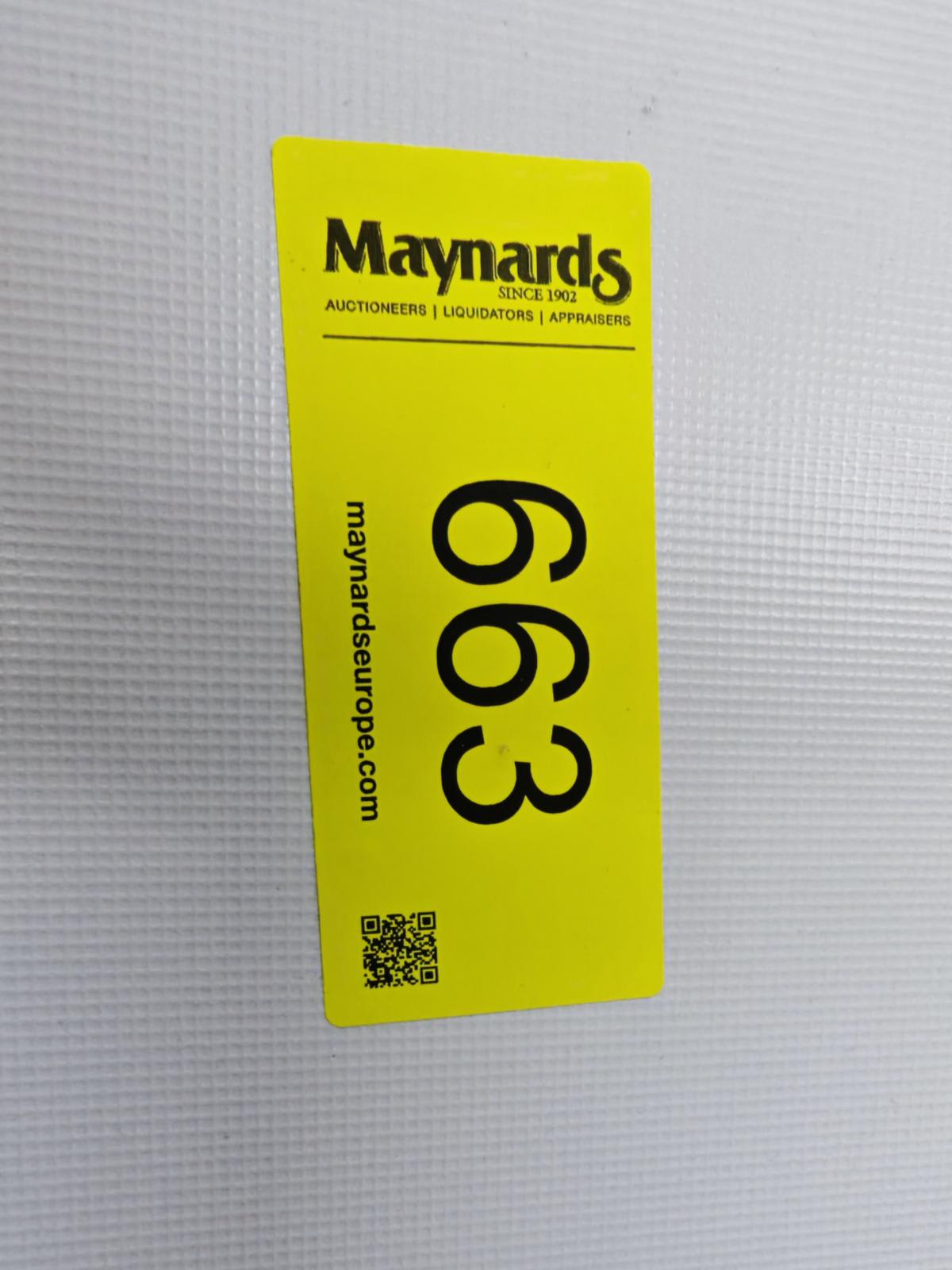 8030663_99.jpg