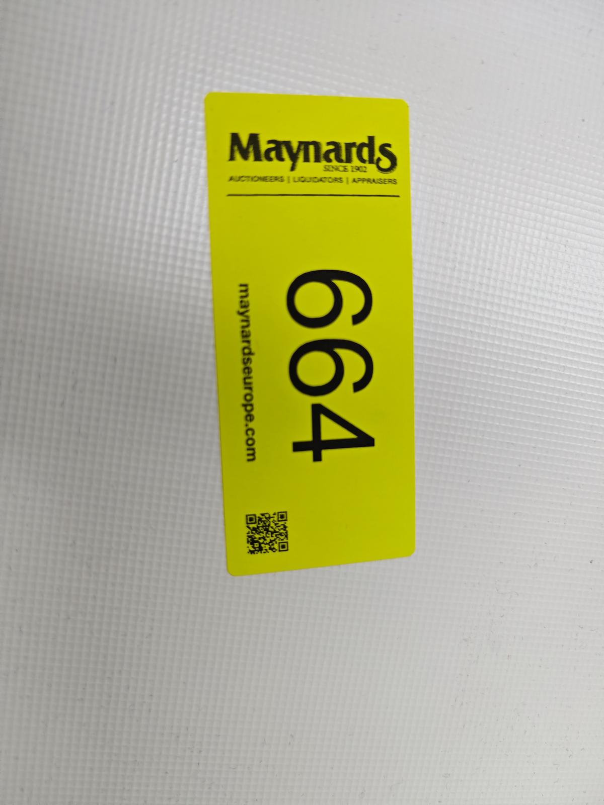 8030664_99.jpg