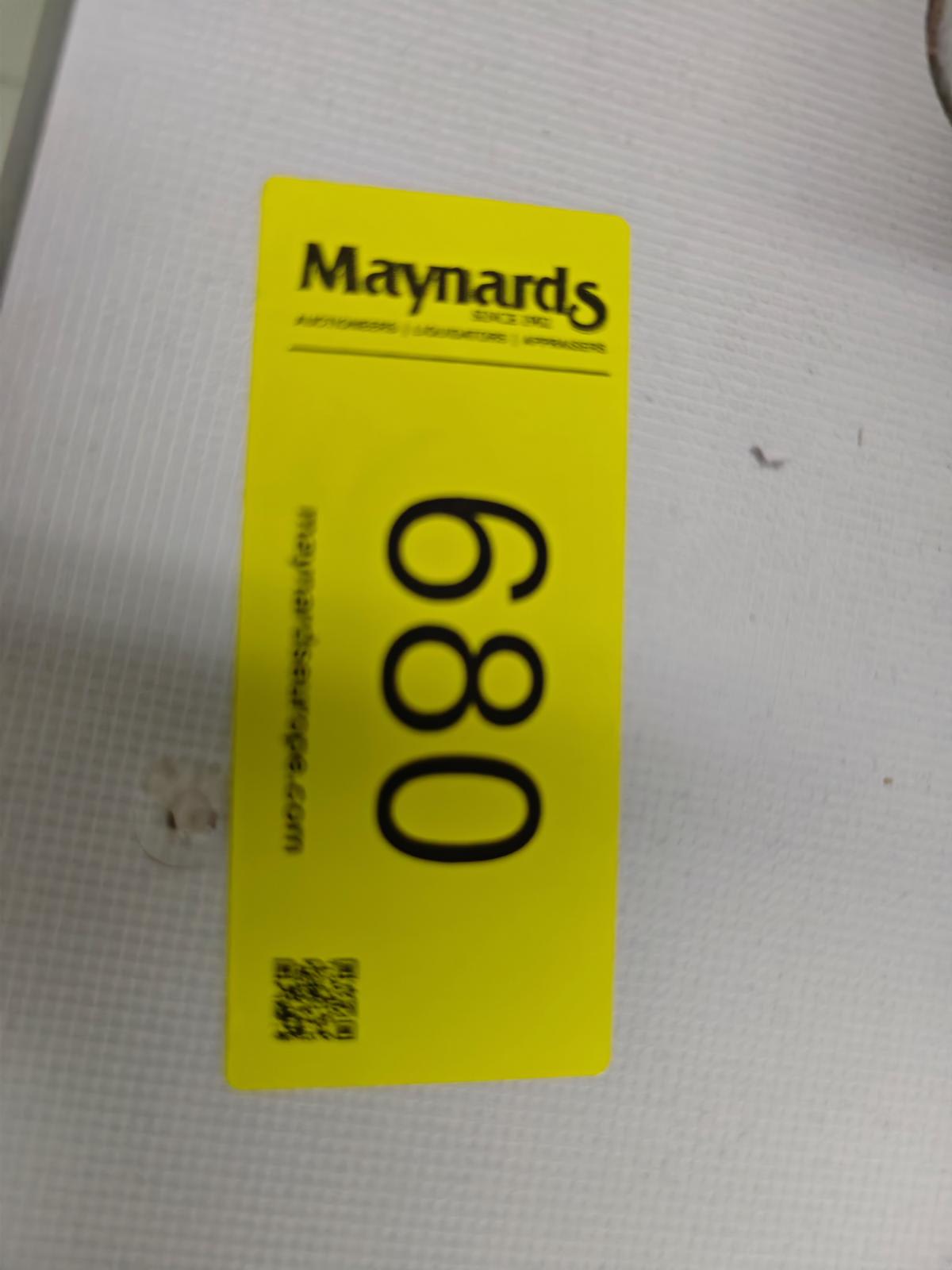8030680_99.jpg