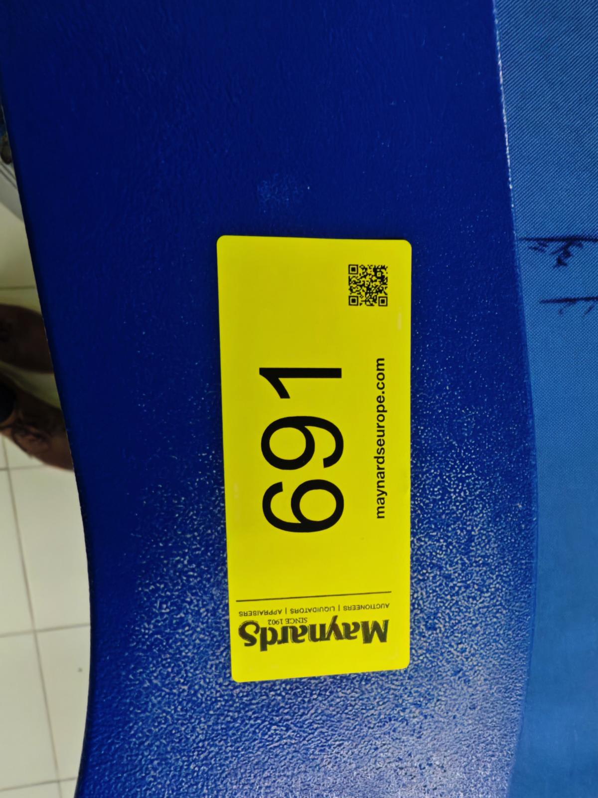 8030691_99.jpg