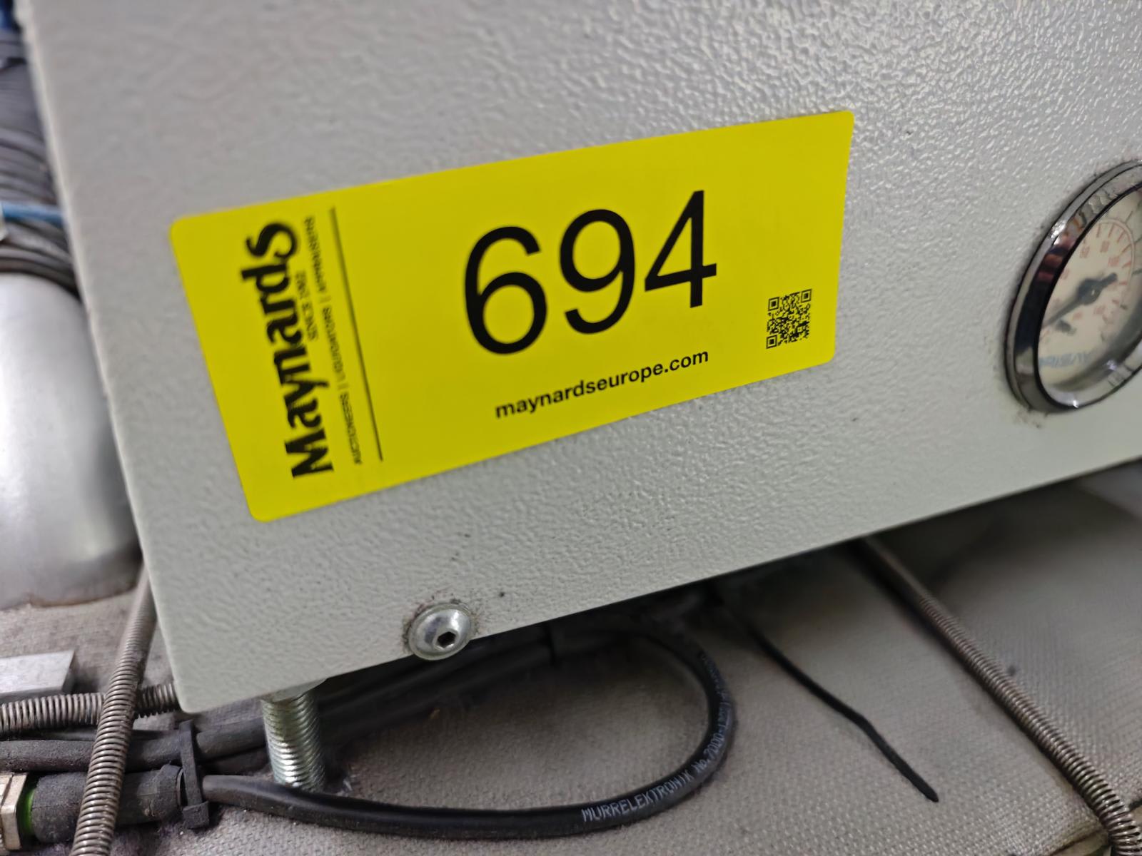 8030694_99.jpg