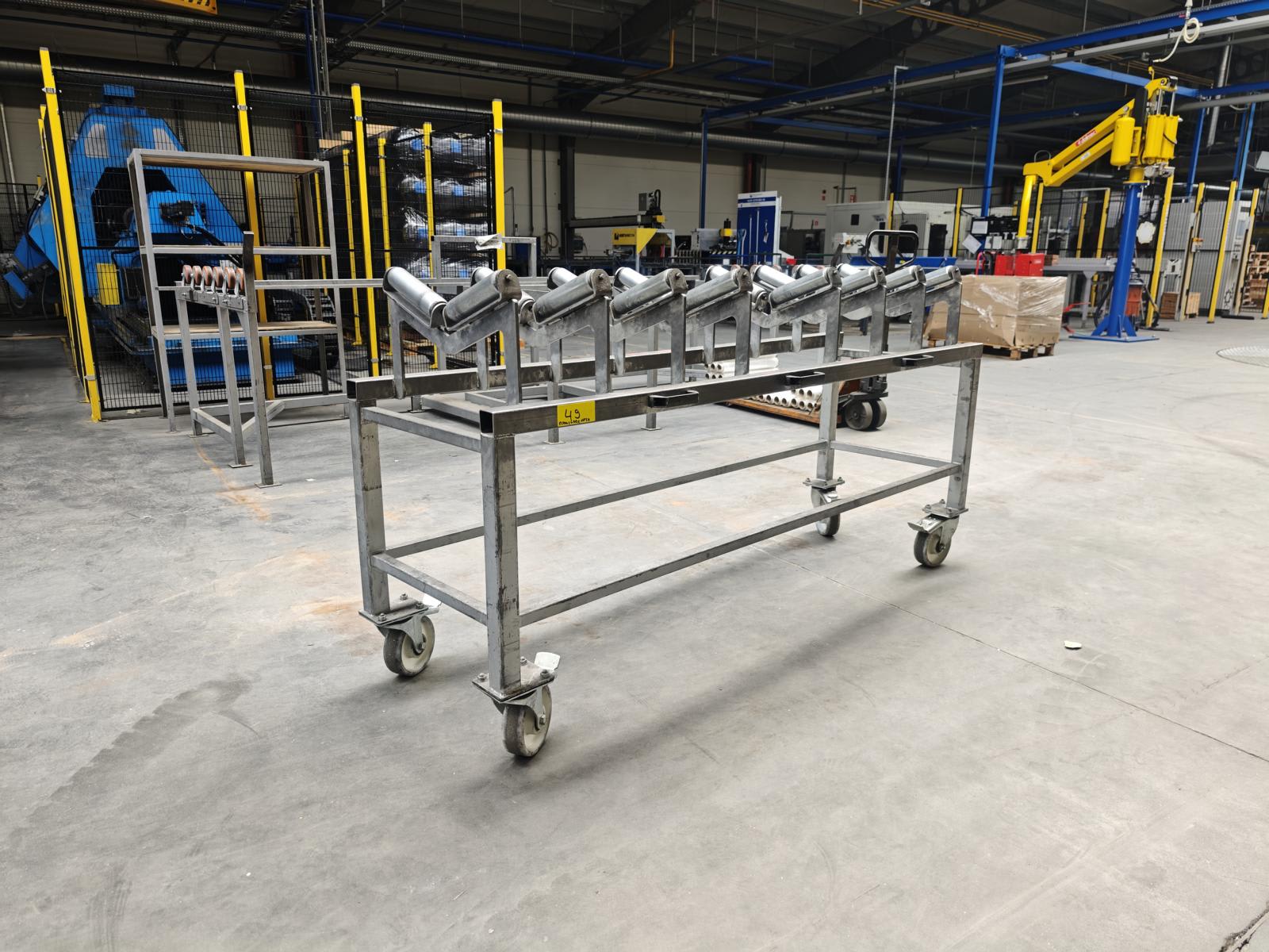 Material trolley with V-rollers