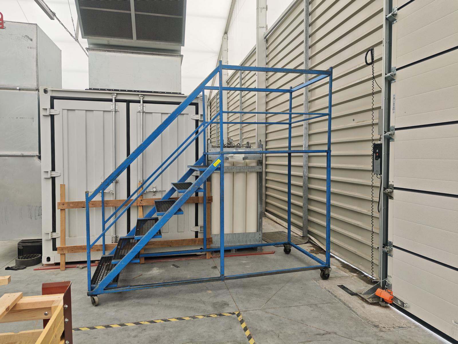 Mobile working platform
