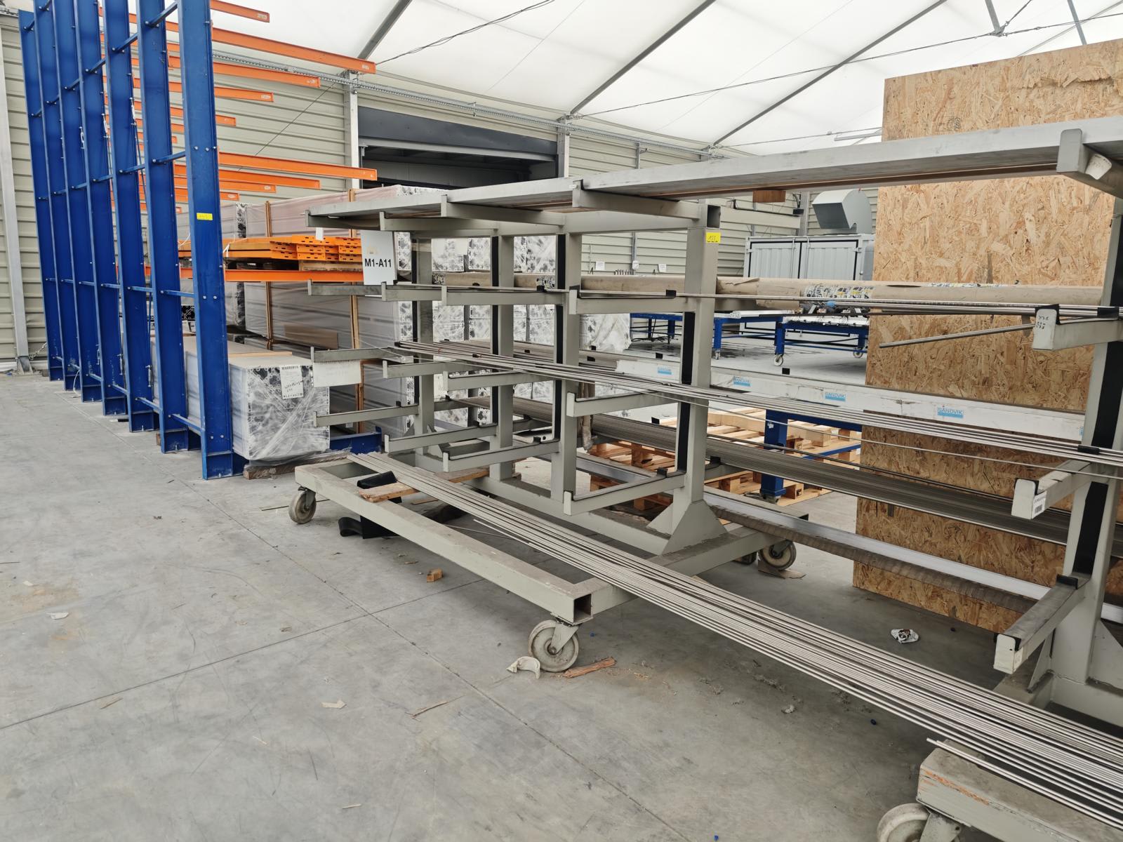 Mobile long material rack