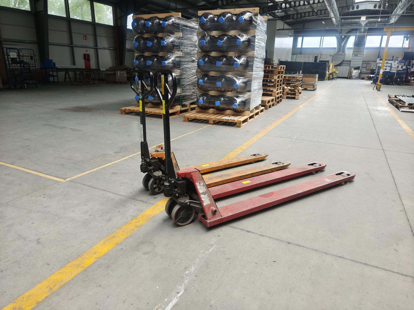 (2) Pallet truck