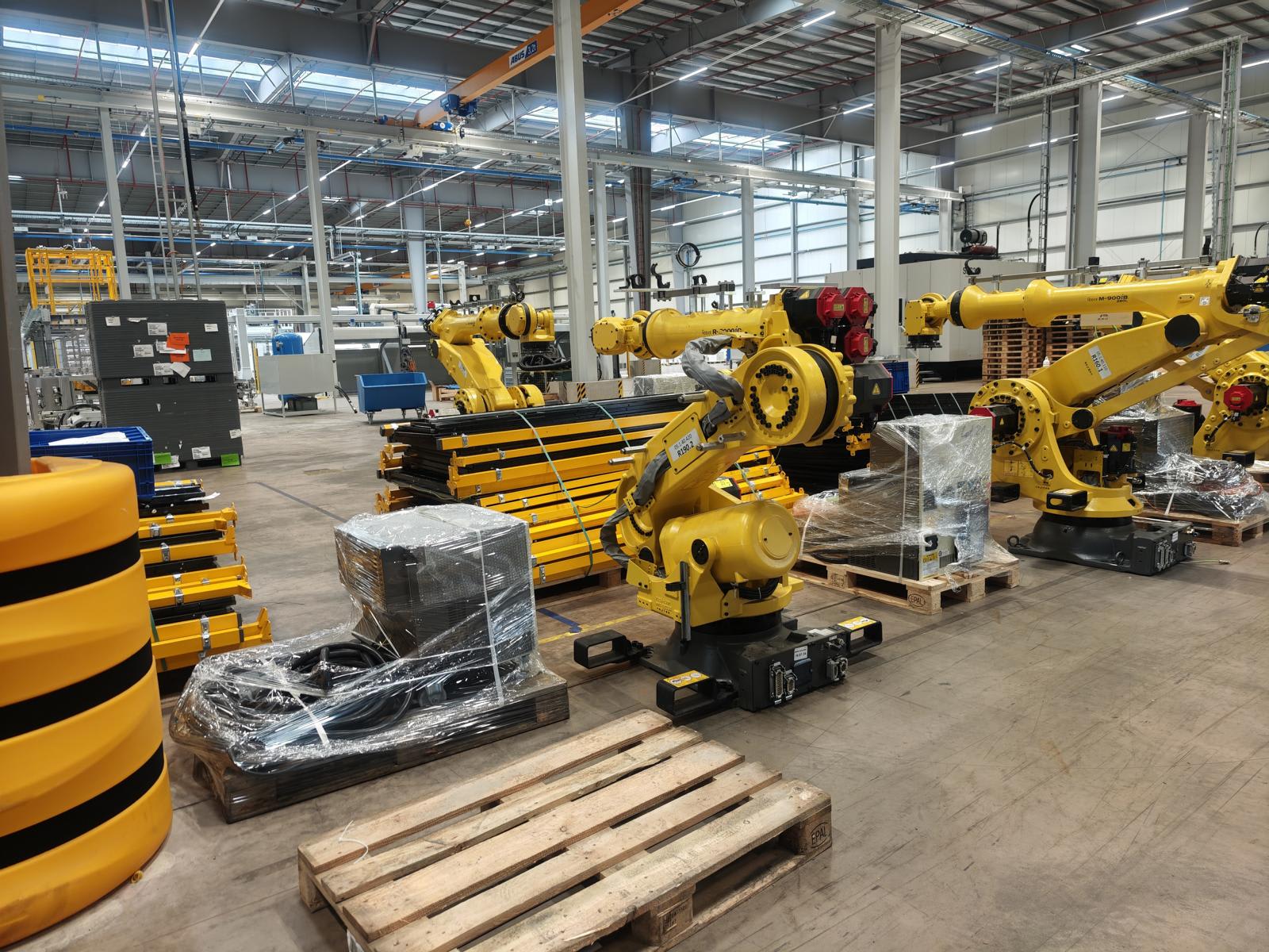 6-axis industrial robot FANUC R-2000ic/165F | 2022
