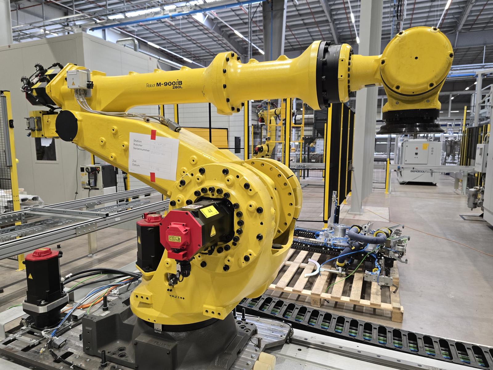 6-axis industrial robot FANUC M-900iB/280L | 2022