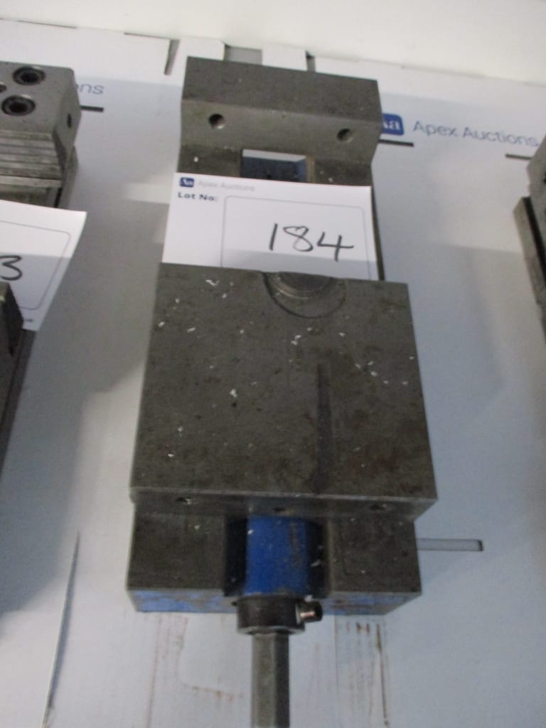 184-0.jpg